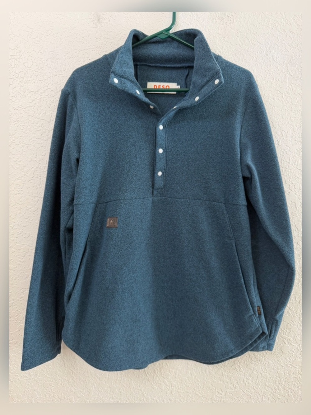 DESO - Genevieve Small Wonder Snap Fleece Pullover - L